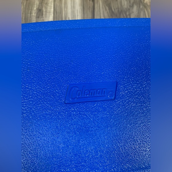 Vintage Coleman Lil’ Oscar 8 Qt. Cooler 5272 White Blue Lid 1985 Made In U.S.A - Picture 4 of 11